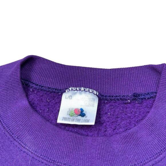 Vintage 1993 Family Star Dog Graphic Sweatshirt Purple Fruit of the Loom Size L - Picture 3 of 9